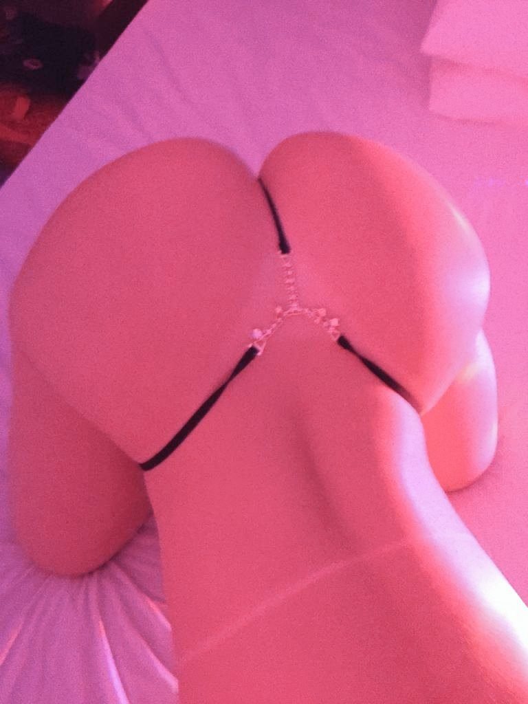 Isadora Martinez pics 02 #tFCGVA3k