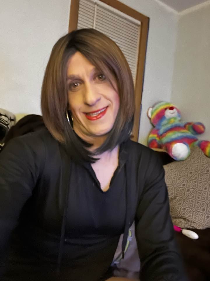 Sissy Paige April smiles happily when getting shared & jerked off to - kik: sissypaigeapril - #cTr88HFk