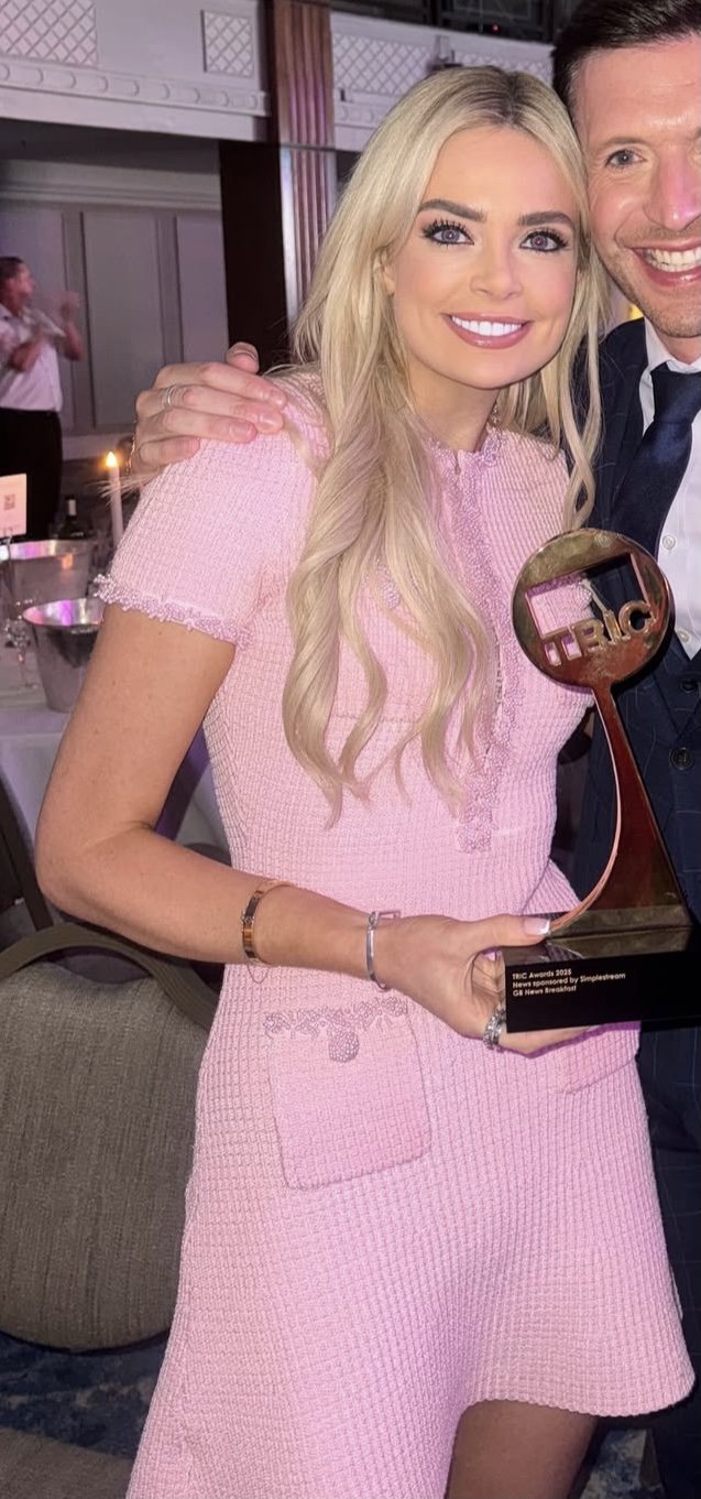 Celebrity Cumdumps 142 #LqXDKnkb